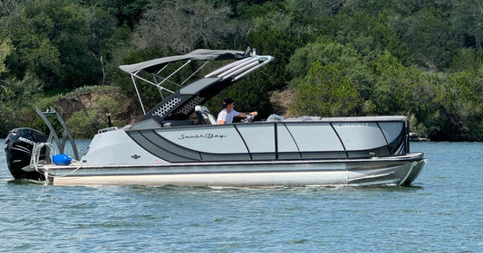 12 Passengers - Luxury Pontoon on Lake Austin