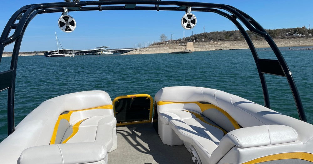 16 passenger Luxury Powertoon with Float On Captain on Lake Travis