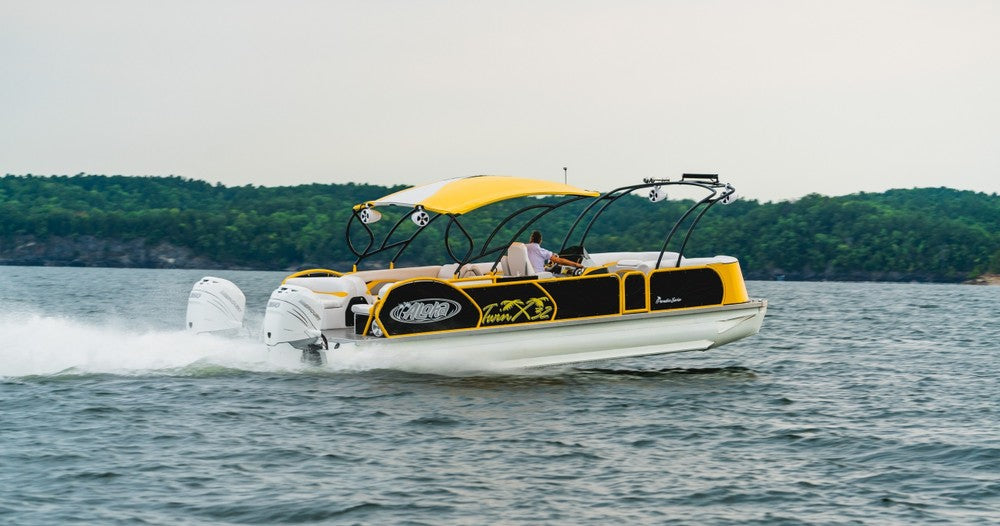 16 passenger Luxury Powertoon with Float On Captain on Lake Travis