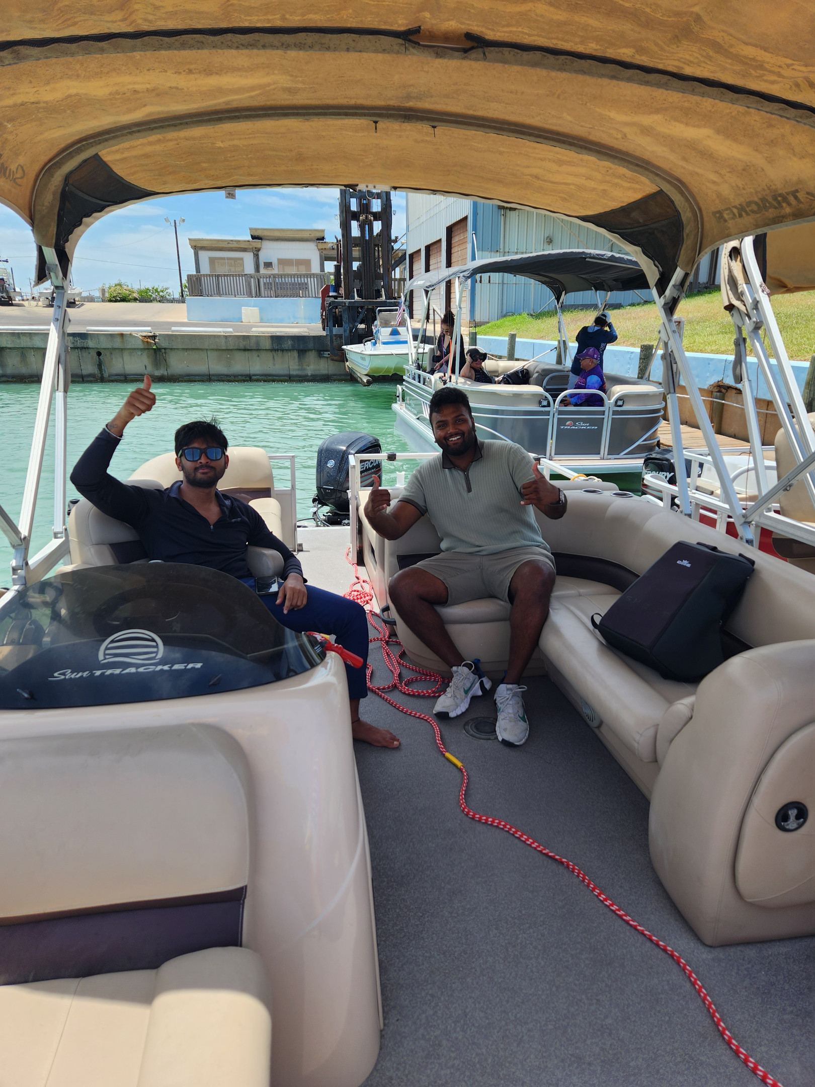 12 Passenger Suntracker Party Barge 24 DLX Pontoon in South Padre Island